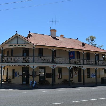 Royal Hotel Mandurama Exterior foto